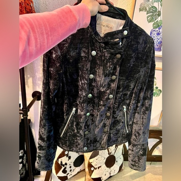 Free People Dusk Till Dawn Velvet Navy Blue Jacket - Picture 1 of 1